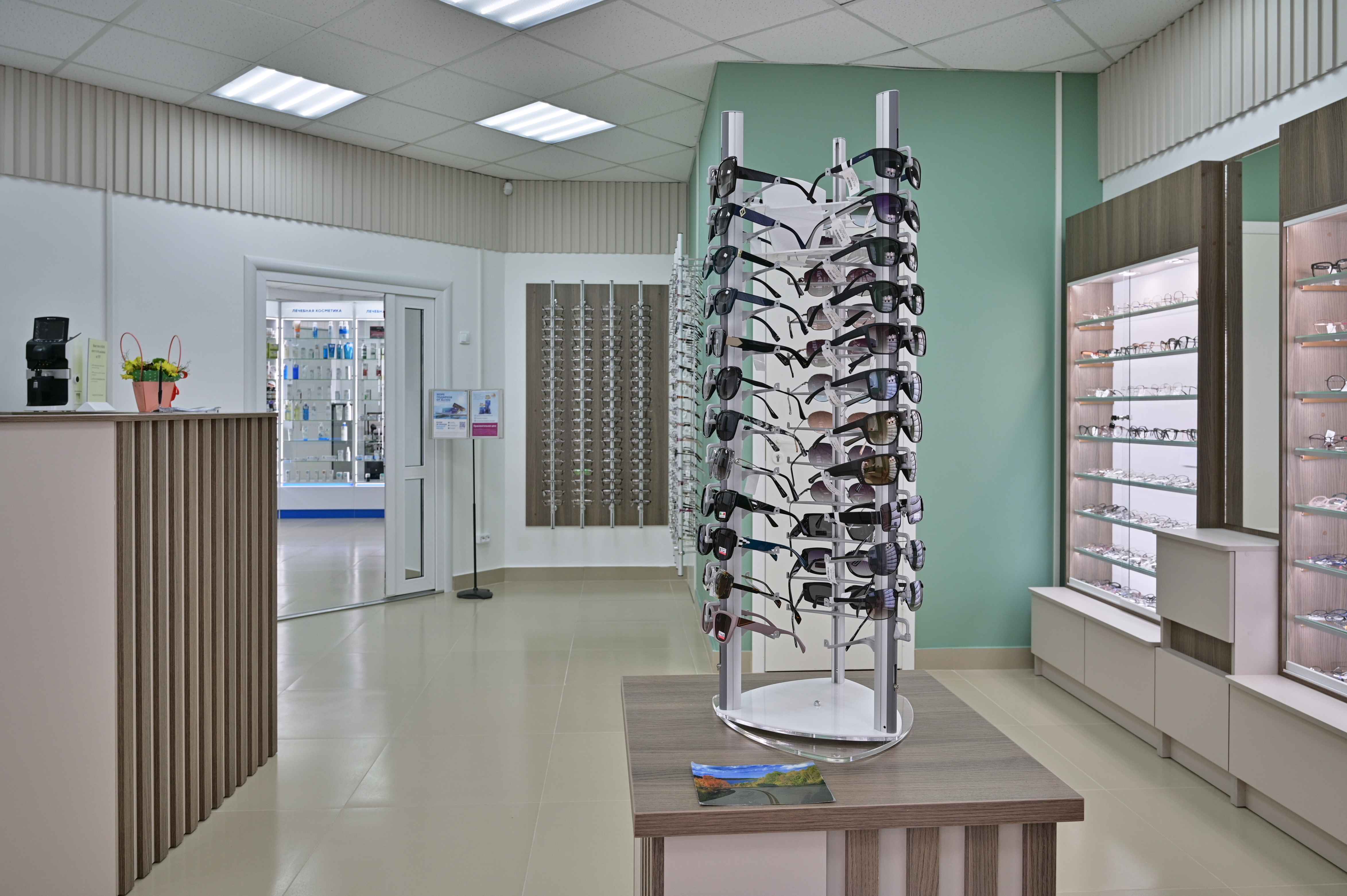 пос. Придорожный, мкр-н "Южный город", Николаевский проспект, д.46 - 1