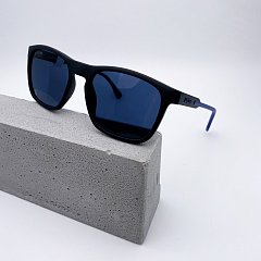 Солнцезащитные очки Lacoste L604SND